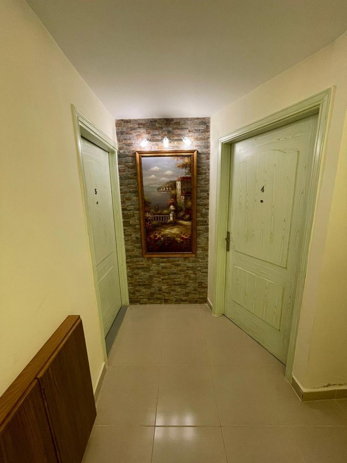 Classy Hostel Madaba Bagian luar foto